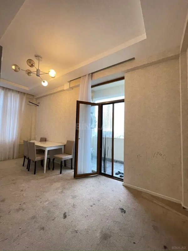 Satılır 3 otaqlı mənzil 123 m²
