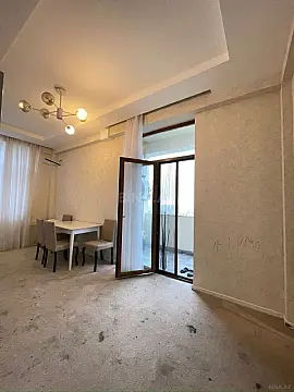 Satılır 3 otaqlı mənzil 123 m²