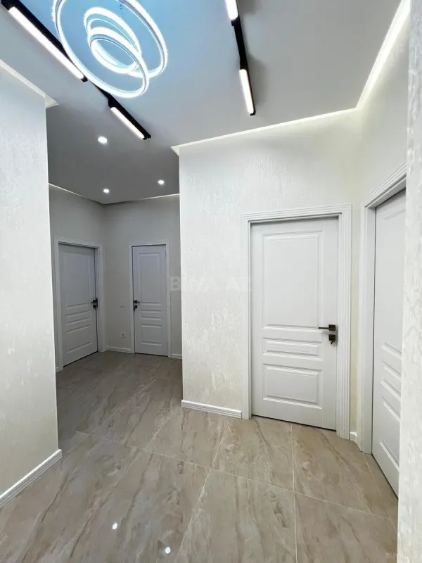 Satılır 3 otaqlı mənzil 116 m²