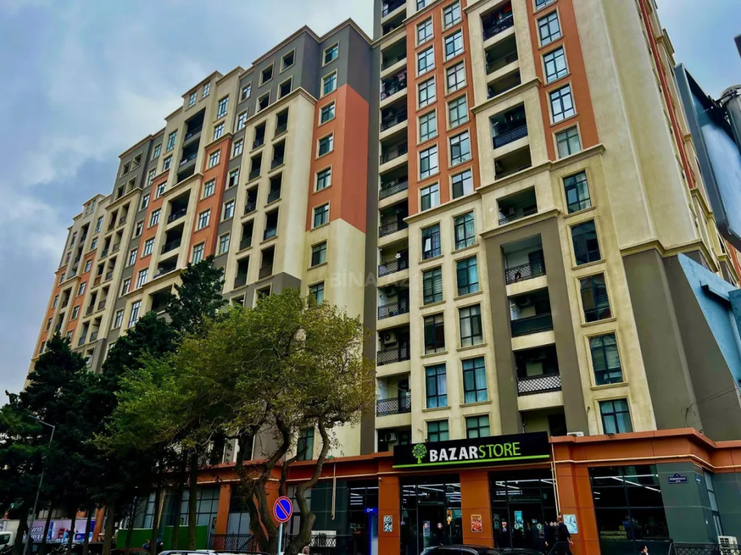 Satılır 3 otaqlı mənzil 116 m²