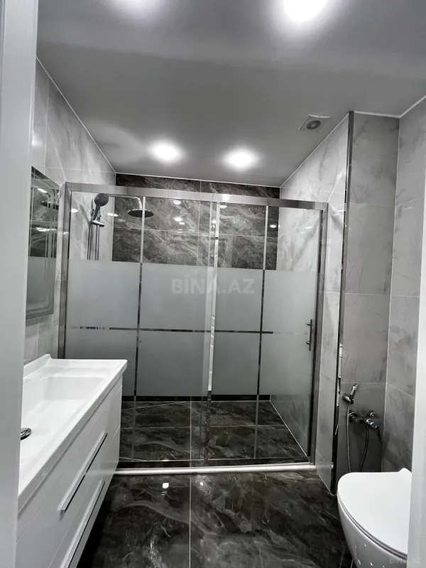 Satılır 3 otaqlı mənzil 116 m²