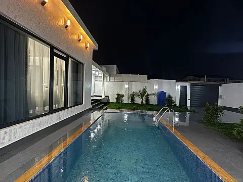 Satılır 4 otaqlı həyət evi 150 m²
