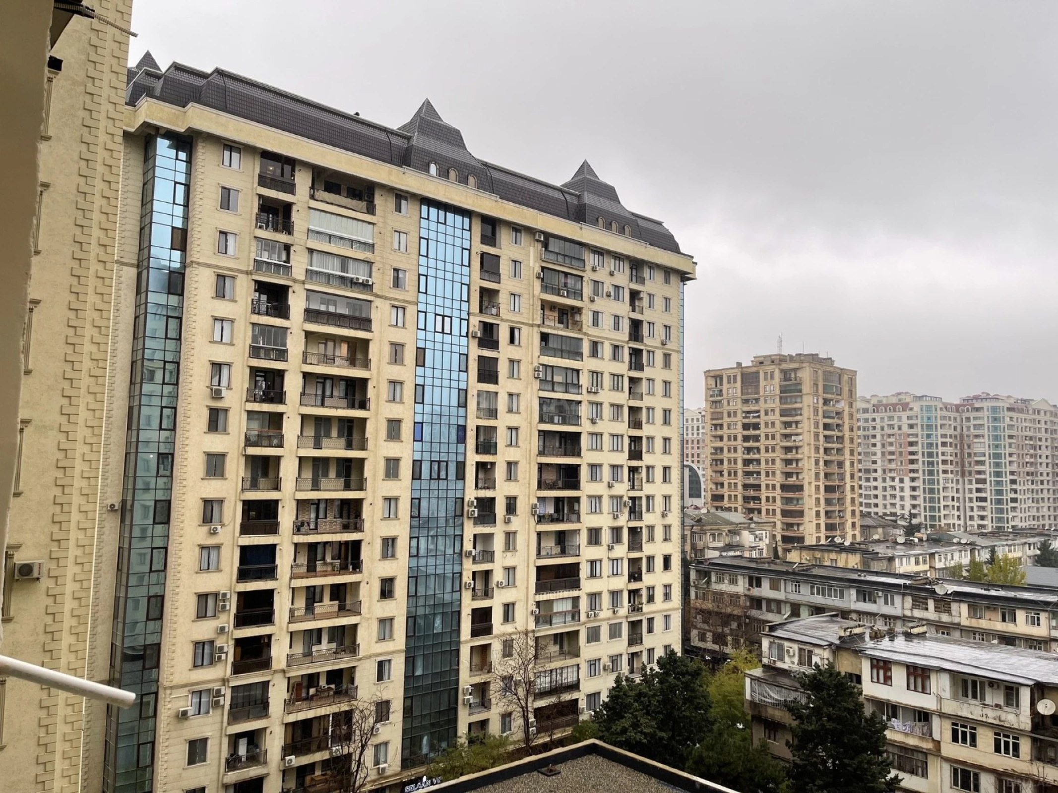 Satılır 2 otaqlı mənzil 50 m²