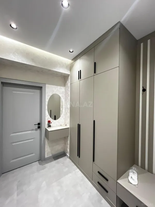 Satılır 3 otaqlı mənzil 62 m²