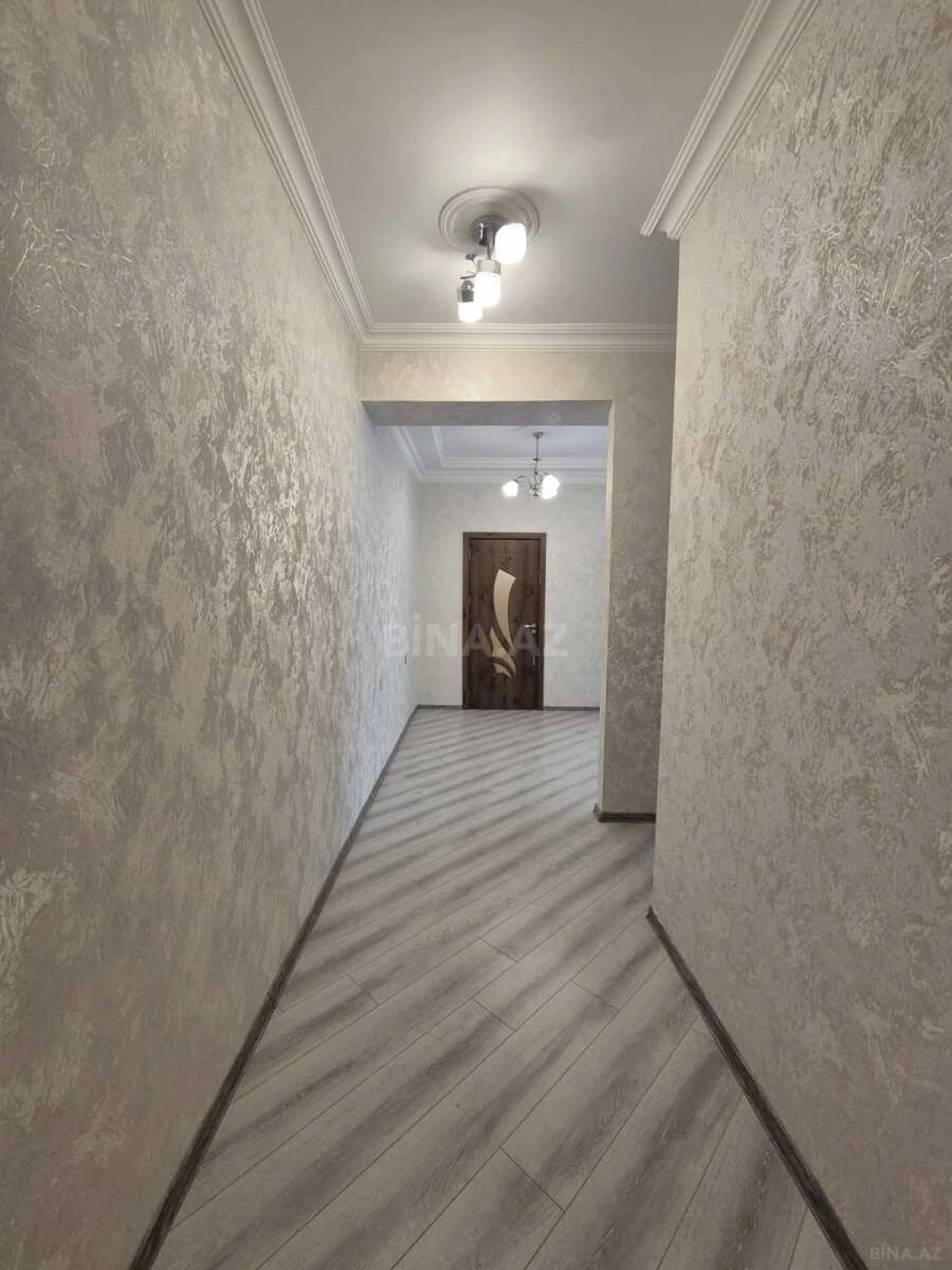 Satılır 3 otaqlı mənzil 73 m²