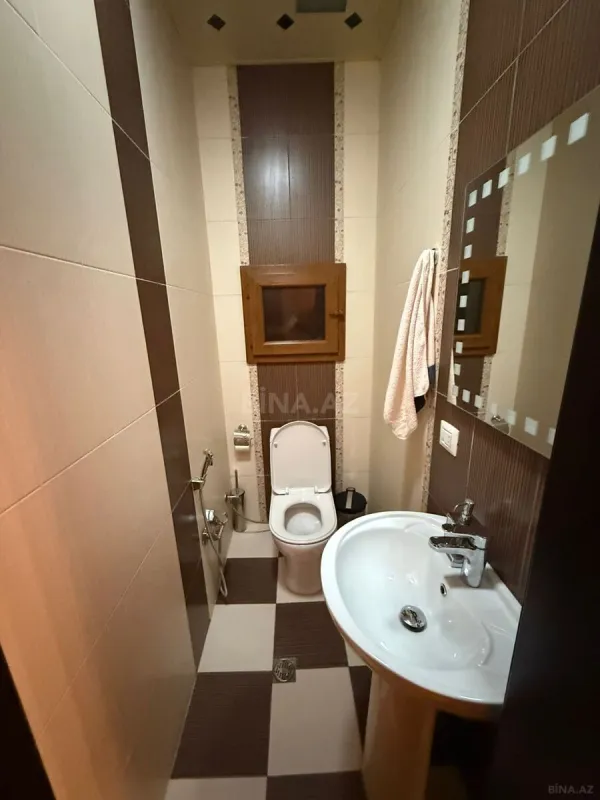 Kirayə verilir 8 otaqlı ofis 570 m²