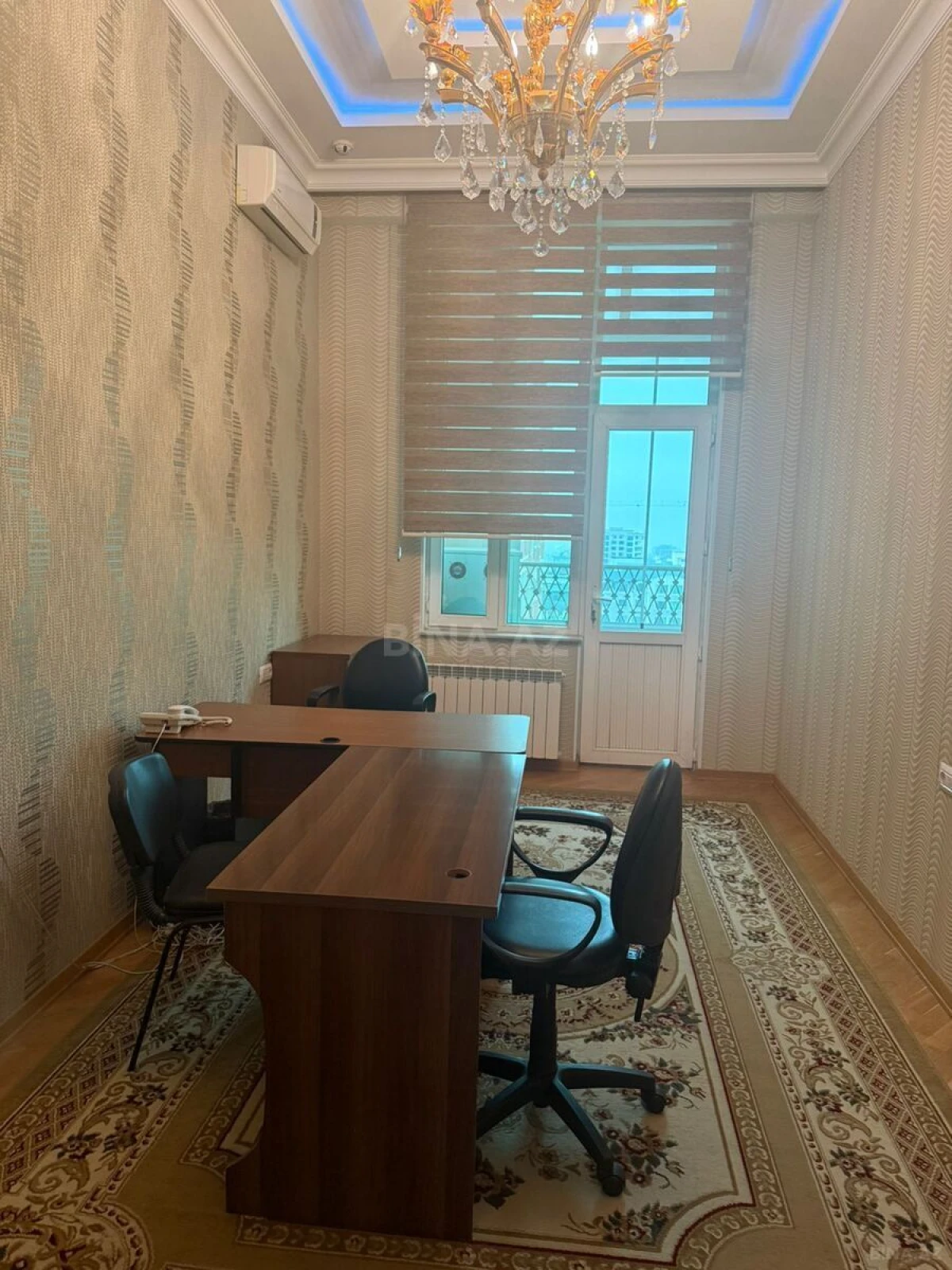 Kirayə verilir 8 otaqlı ofis 570 m²