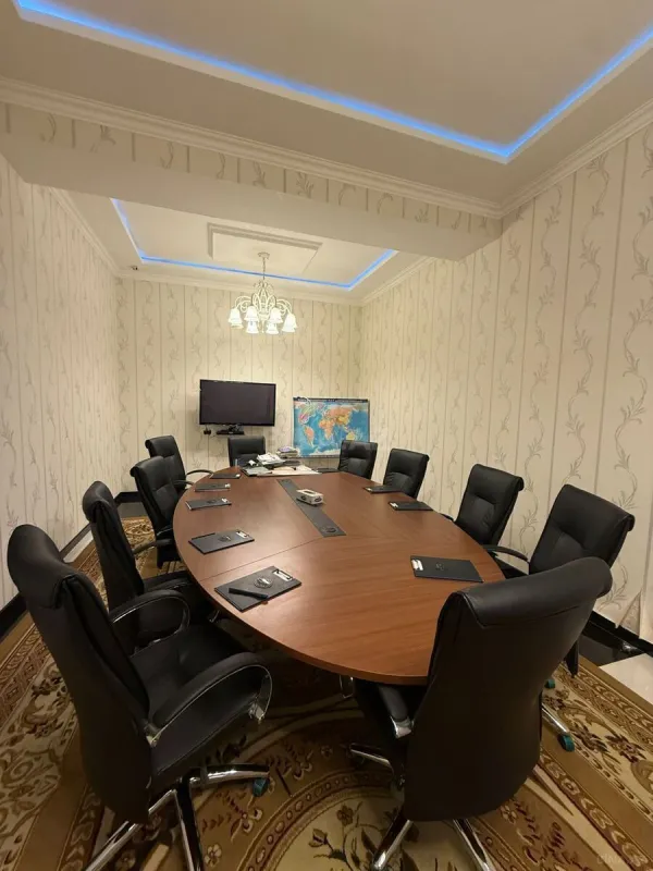 Kirayə verilir 8 otaqlı ofis 570 m²