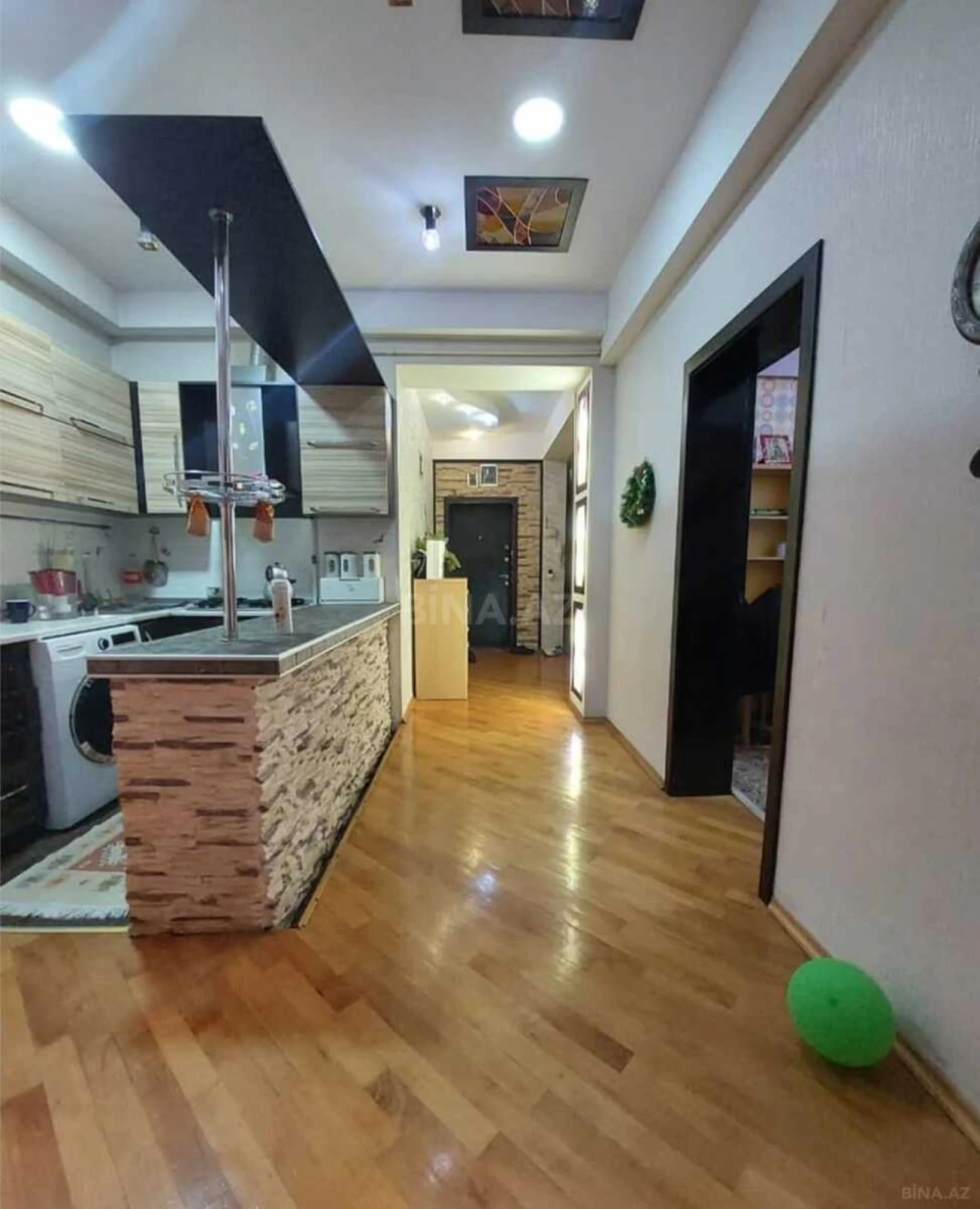 Satılır 3 otaqlı mənzil 95 m²