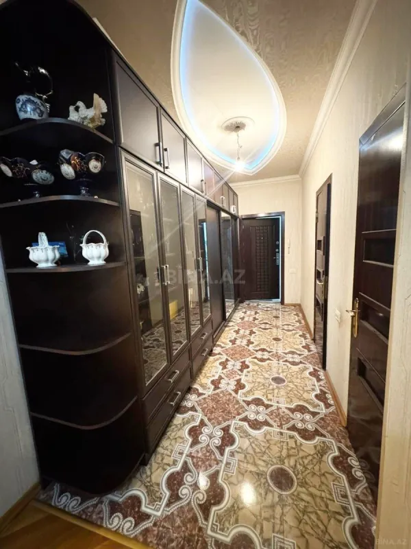 Satılır 3 otaqlı mənzil 115 m²