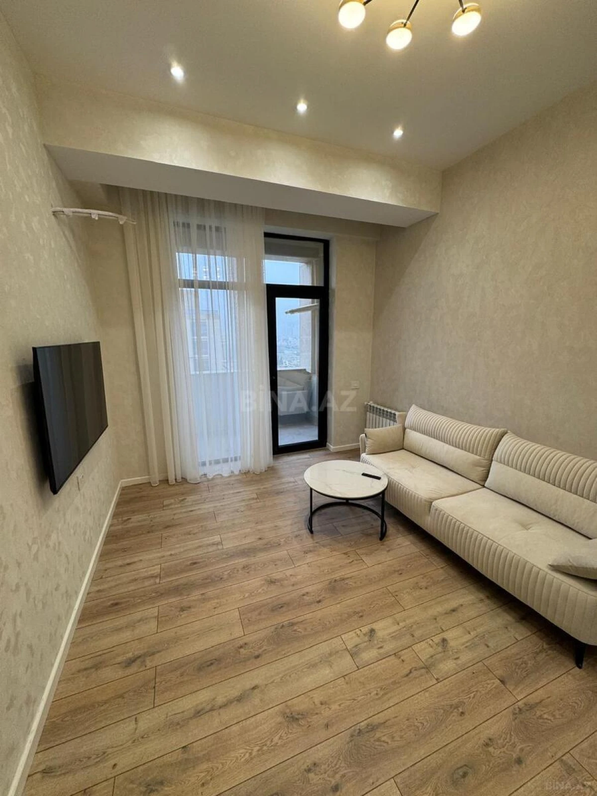 Satılır 2 otaqlı mənzil 52 m²