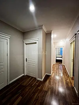 Satılır 4 otaqlı mənzil 105 m²