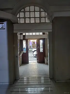 Satılır 4 otaqlı mənzil 170 m²