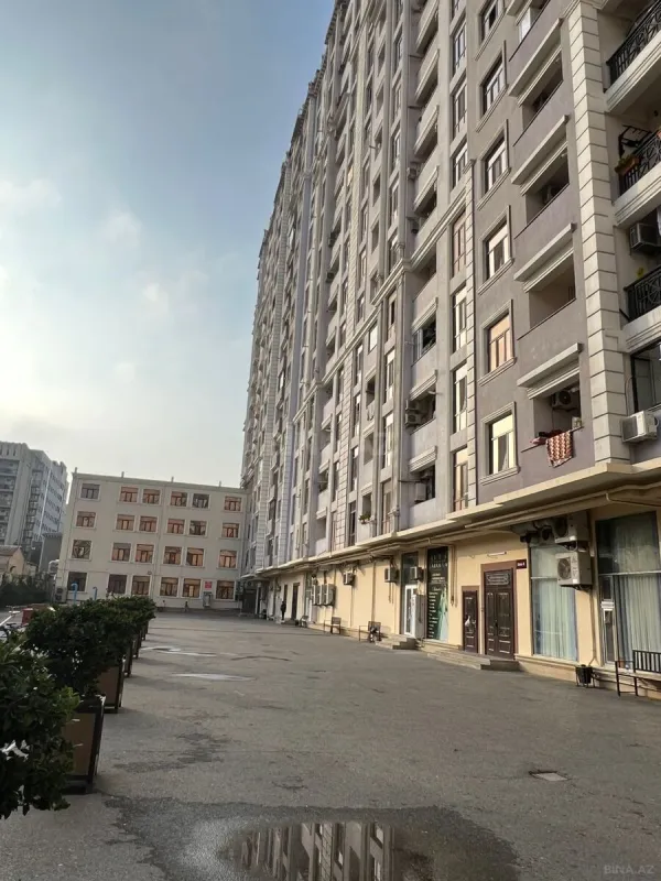 Kirayə verilir 2 otaqlı mənzil 100 m²
