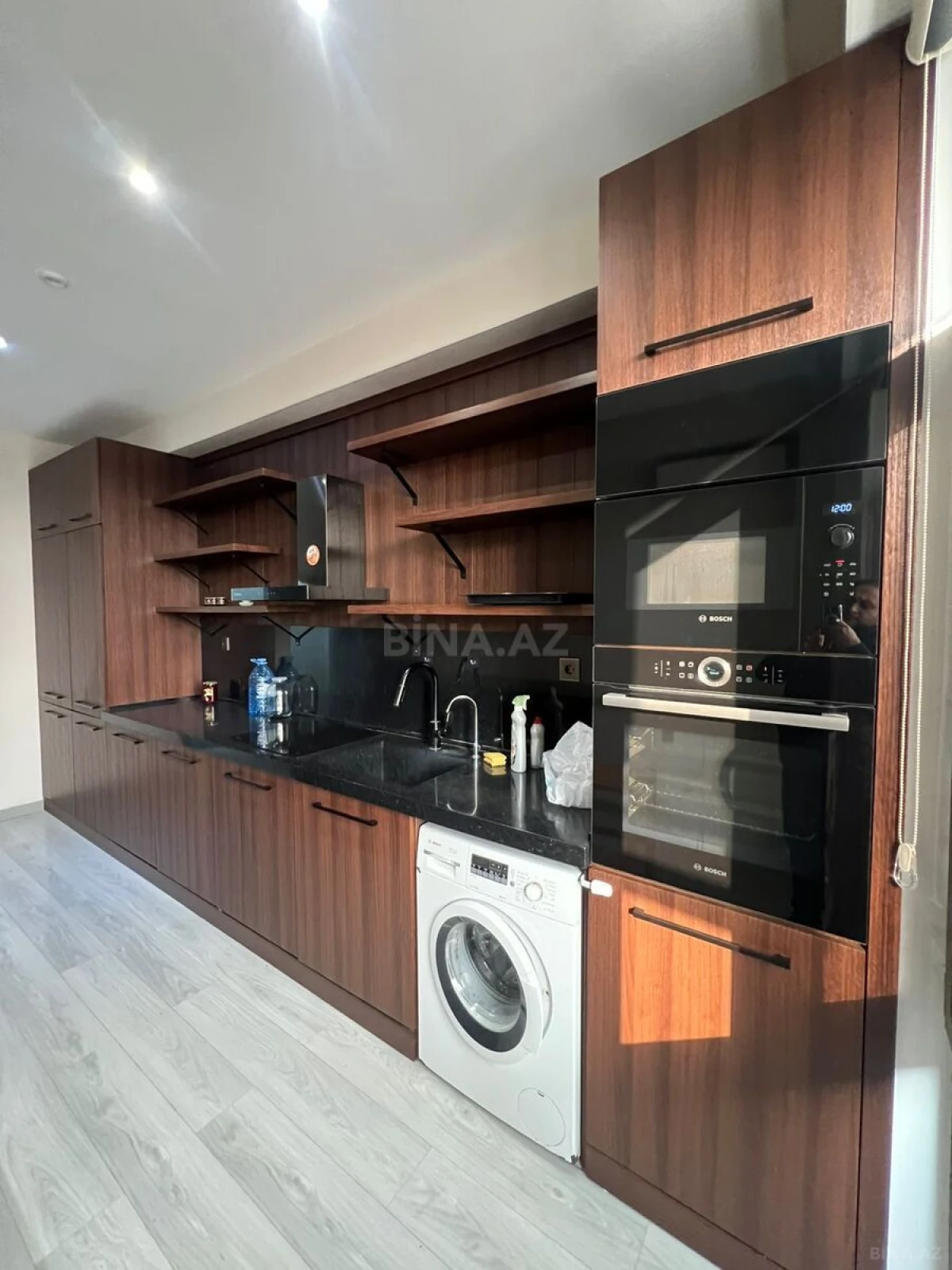 Kirayə verilir 2 otaqlı mənzil 100 m²