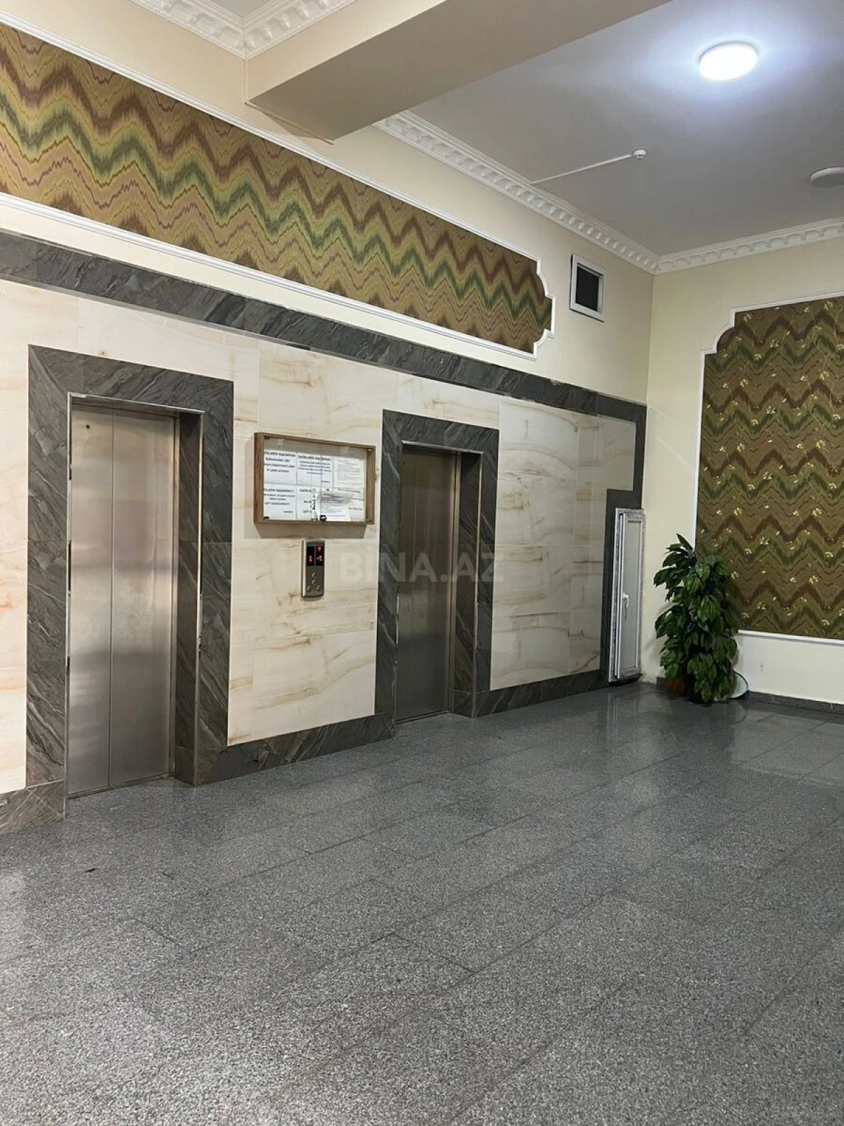 Kirayə verilir 2 otaqlı mənzil 100 m²