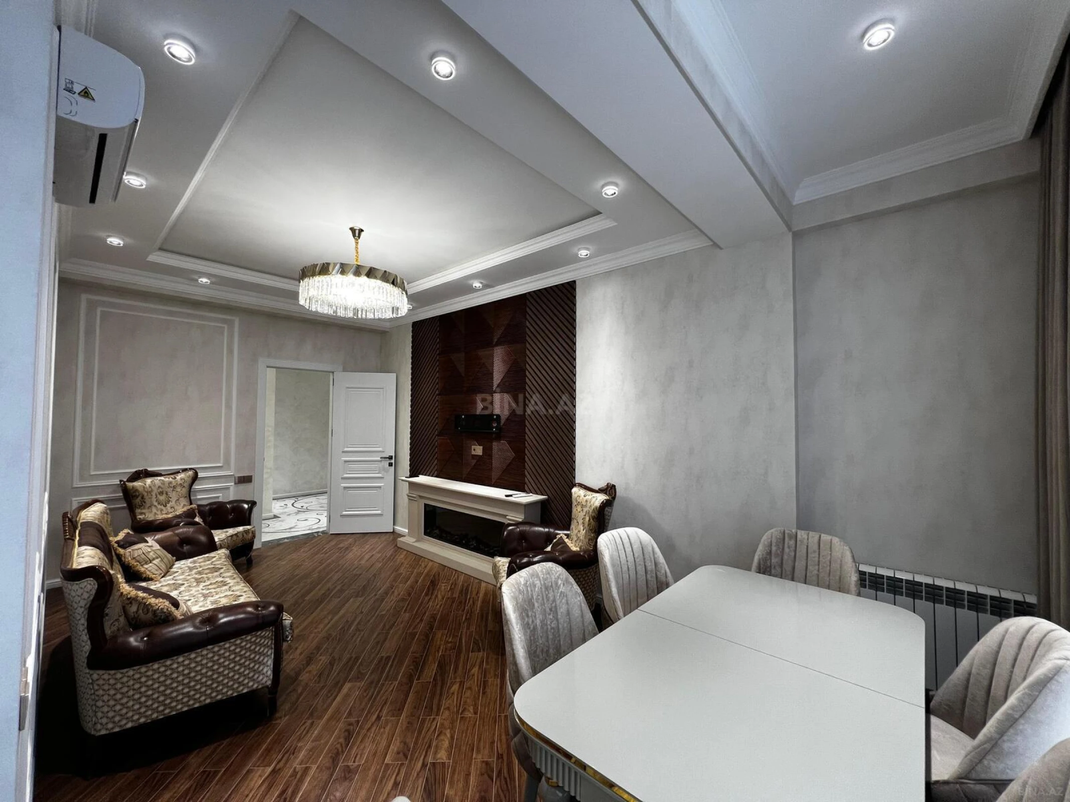 Satılır 3 otaqlı mənzil 99 m²