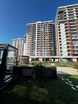 Satılır 3 otaqlı mənzil 99 m²