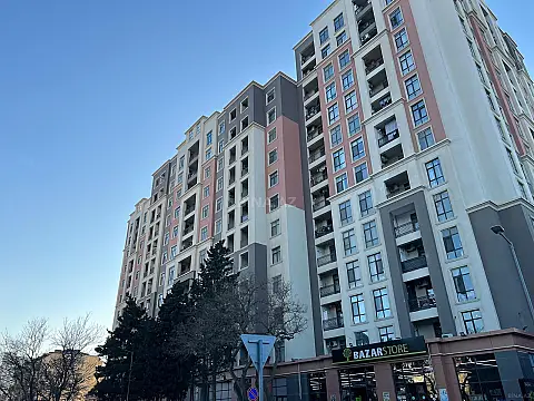 Satılır 3 otaqlı mənzil 136 m²
