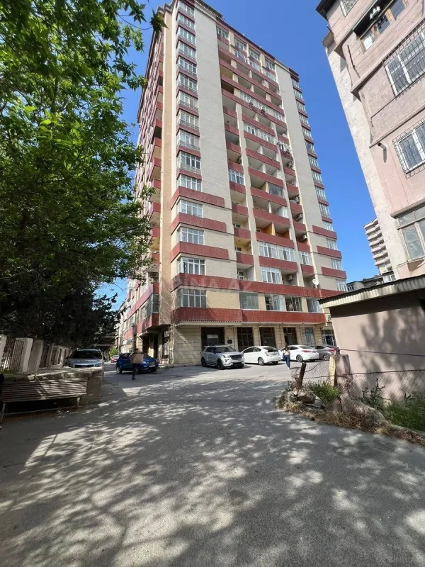 Satılır 2 otaqlı mənzil 88 m²