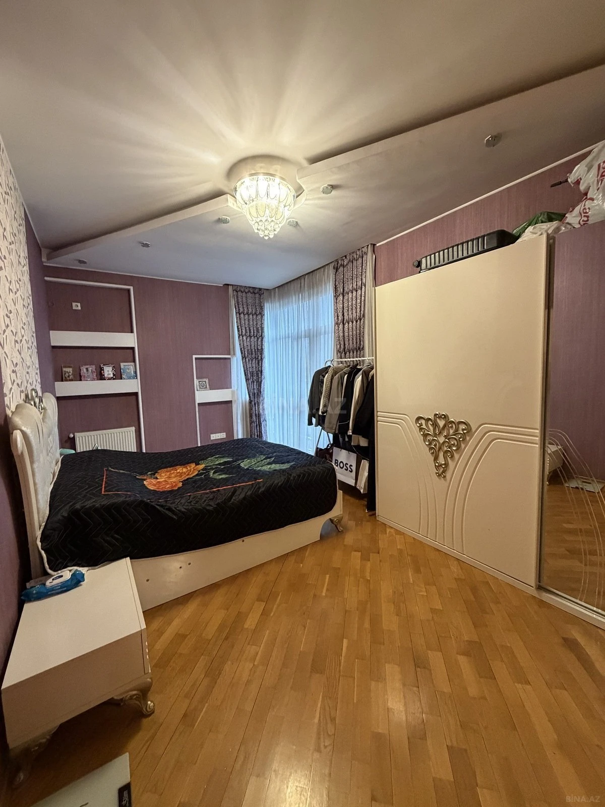 Satılır 2 otaqlı mənzil 88 m²