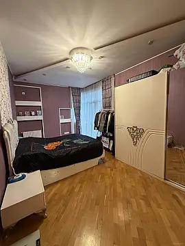Satılır 2 otaqlı mənzil 88 m²