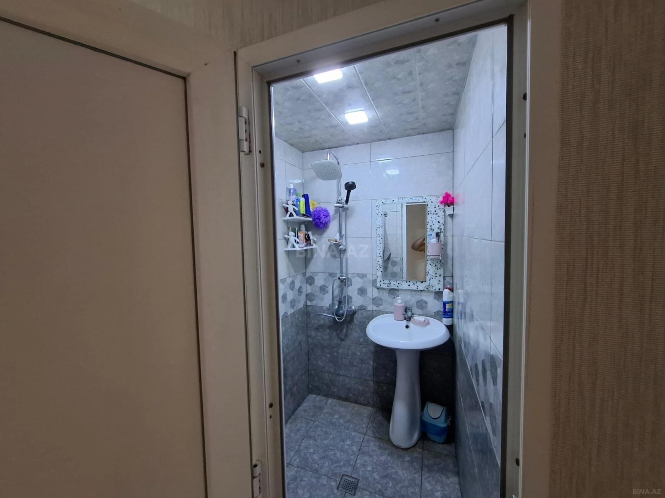 Satılır 3 otaqlı mənzil 70 m²