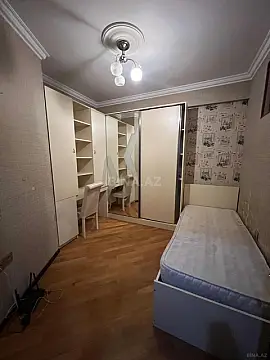 Satılır 3 otaqlı mənzil 107 m²