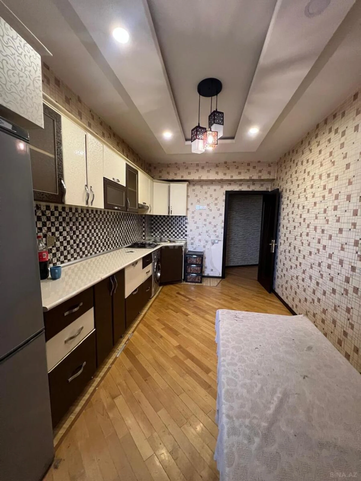 Satılır 3 otaqlı mənzil 107 m²
