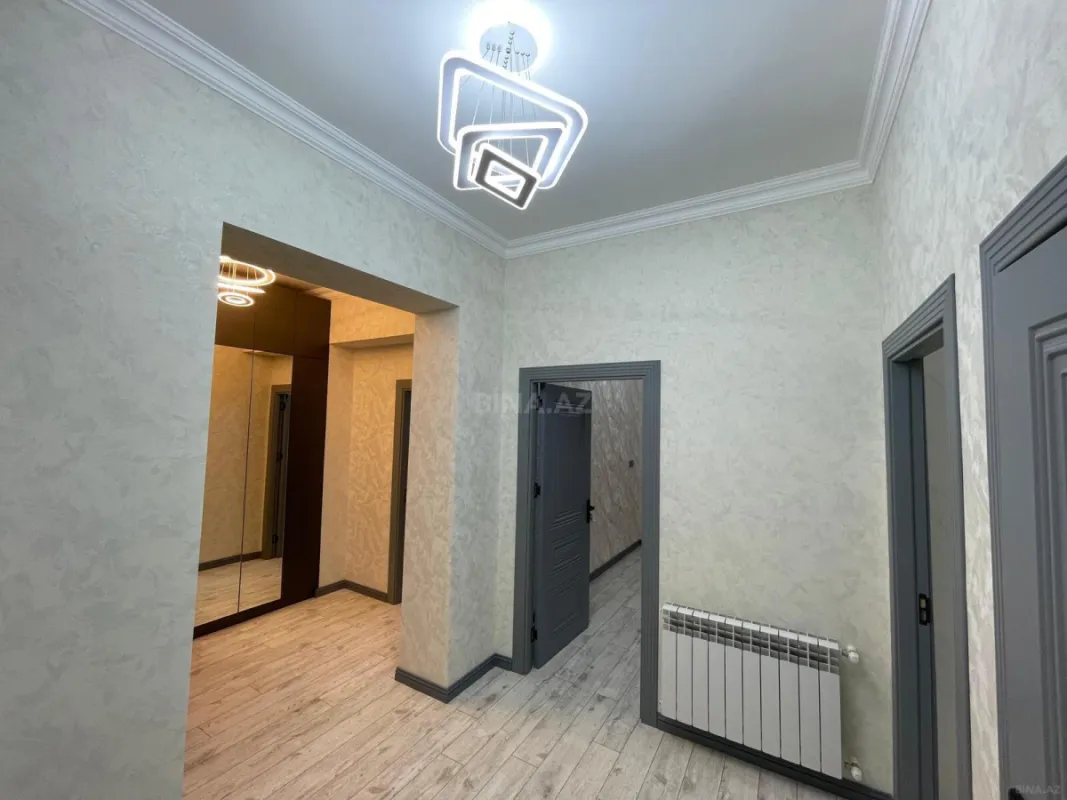 Satılır 2 otaqlı mənzil 65 m²