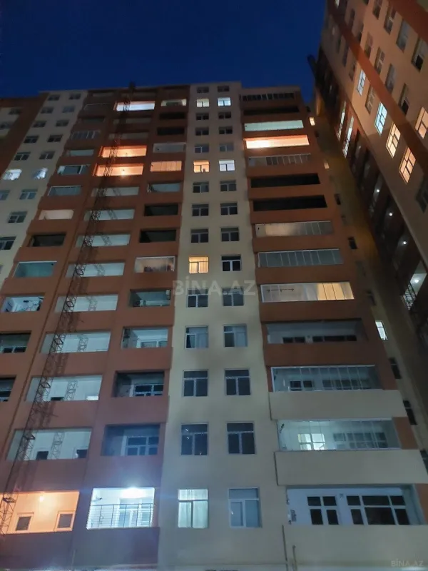 Satılır obyekt 275 m²