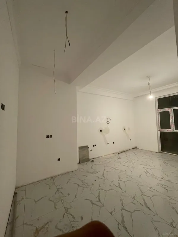 Satılır obyekt 275 m²
