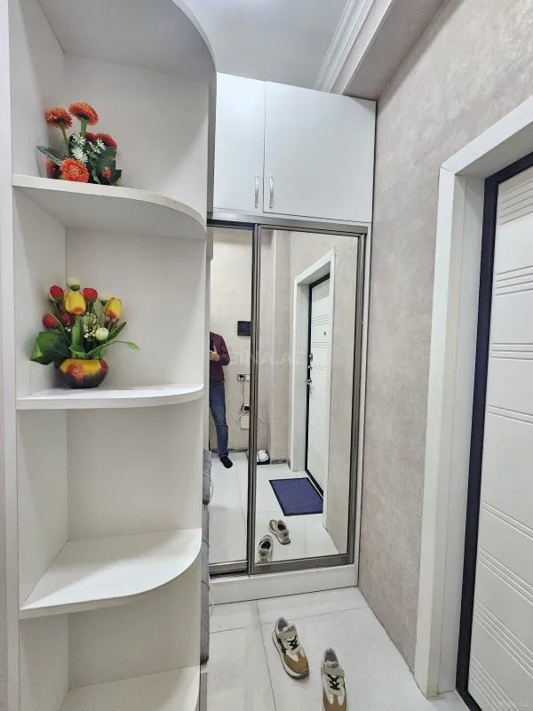 Satılır 3 otaqlı mənzil 76 m²