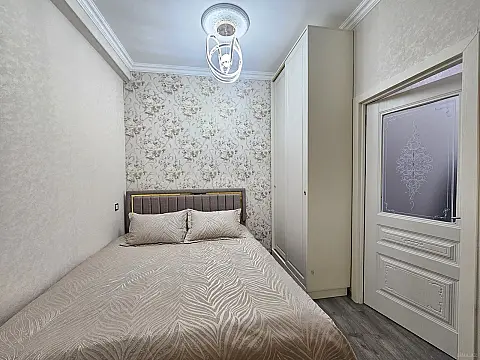 Satılır 3 otaqlı mənzil 76 m²