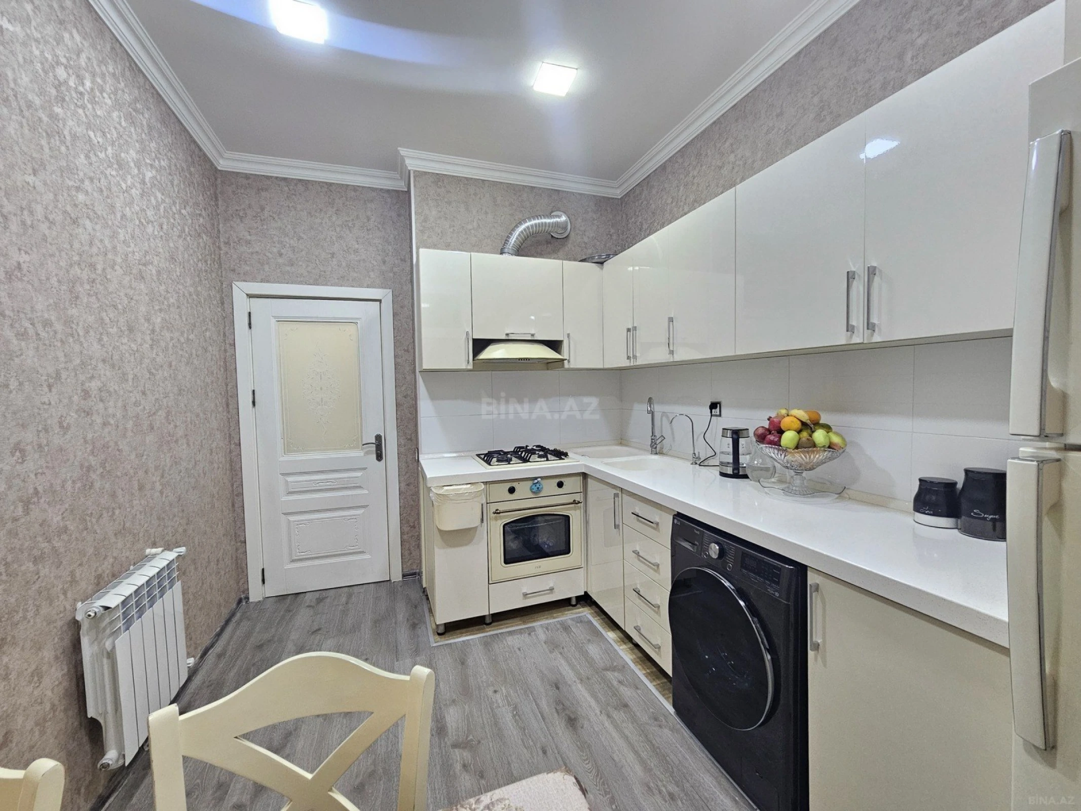 Satılır 3 otaqlı mənzil 76 m²