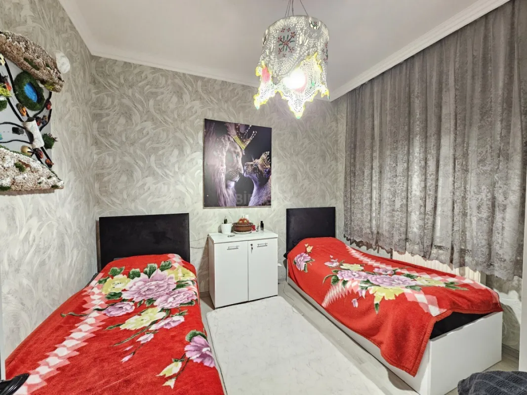 Satılır 3 otaqlı həyət evi 80 m²