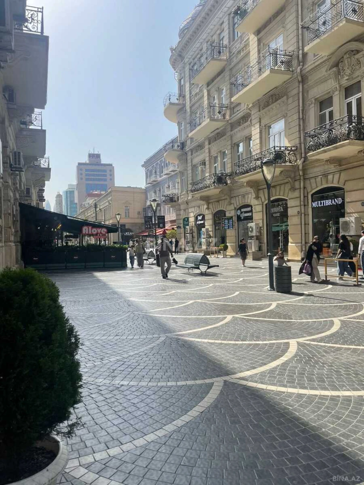 Satılır 1 otaqlı mənzil 50 m²