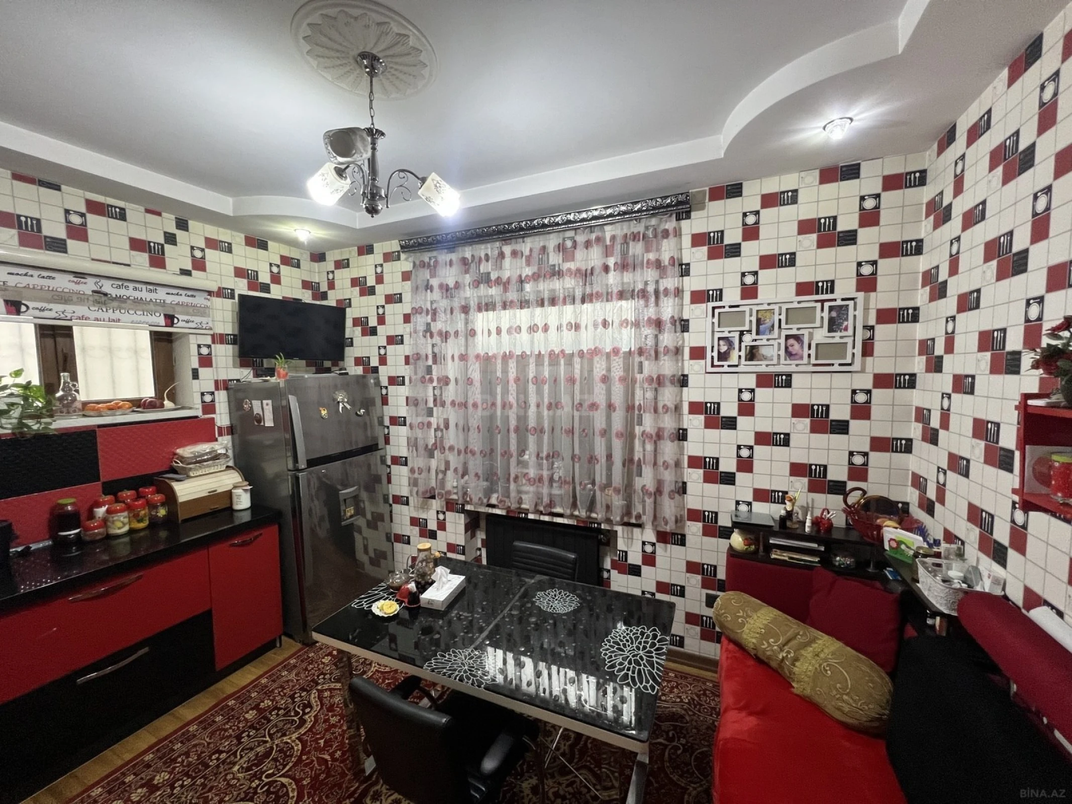 Satılır 5 otaqlı həyət evi 220 m²