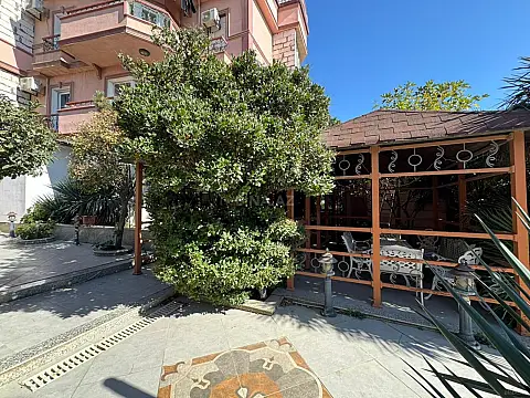 Kirayə verilir 8 otaqlı həyət evi 400 m²