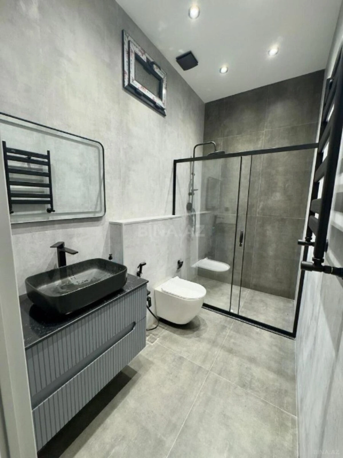 Satılır 1 otaqlı mənzil 52 m²