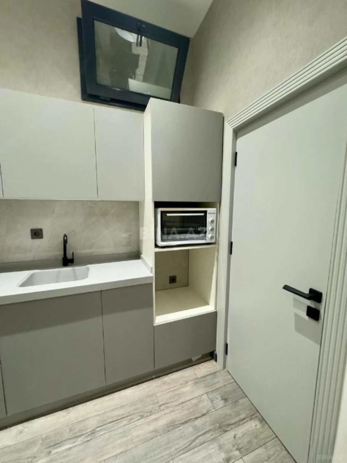 Satılır 1 otaqlı mənzil 52 m²