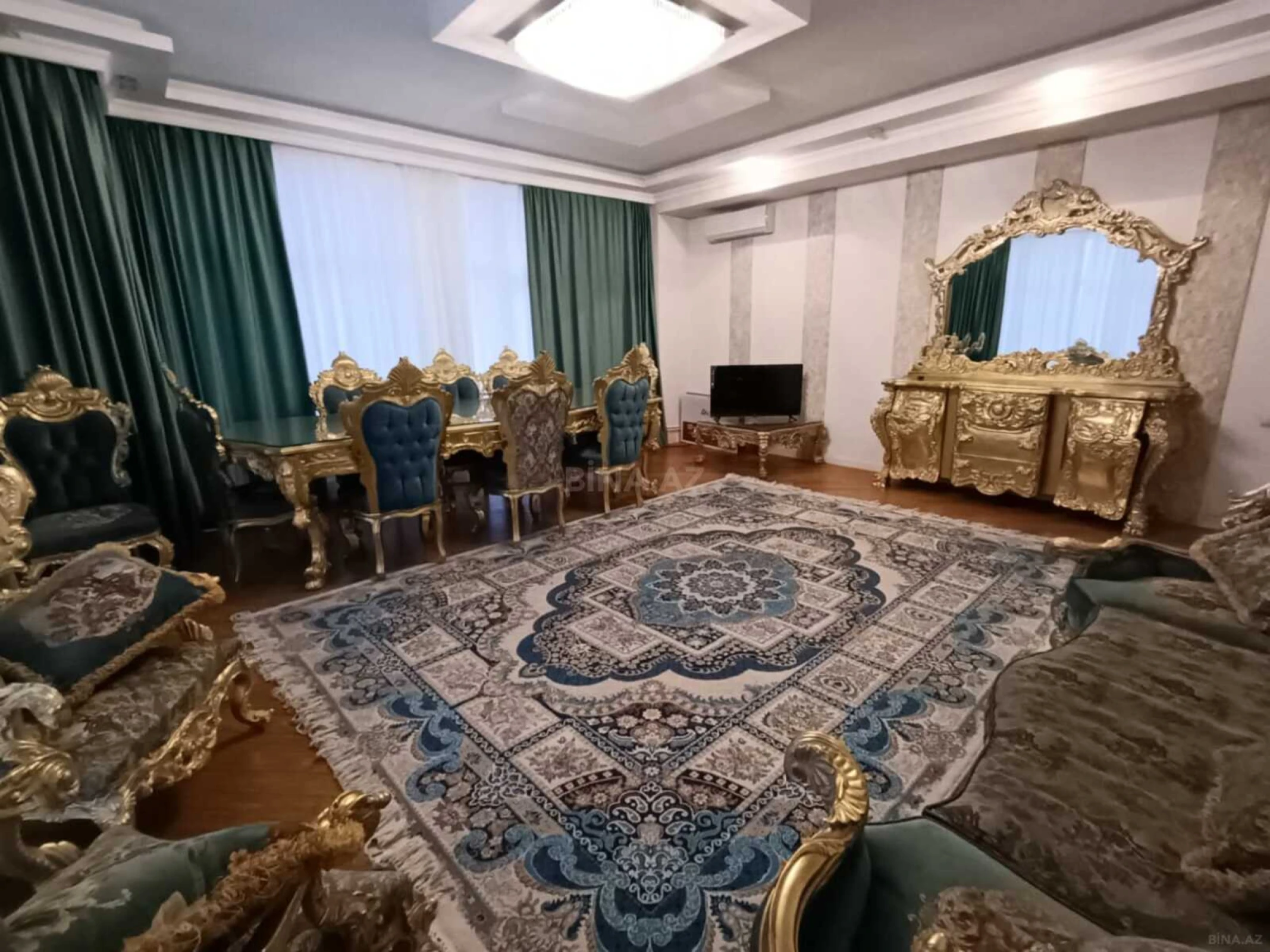 Kirayə verilir 3 otaqlı mənzil 135 m²