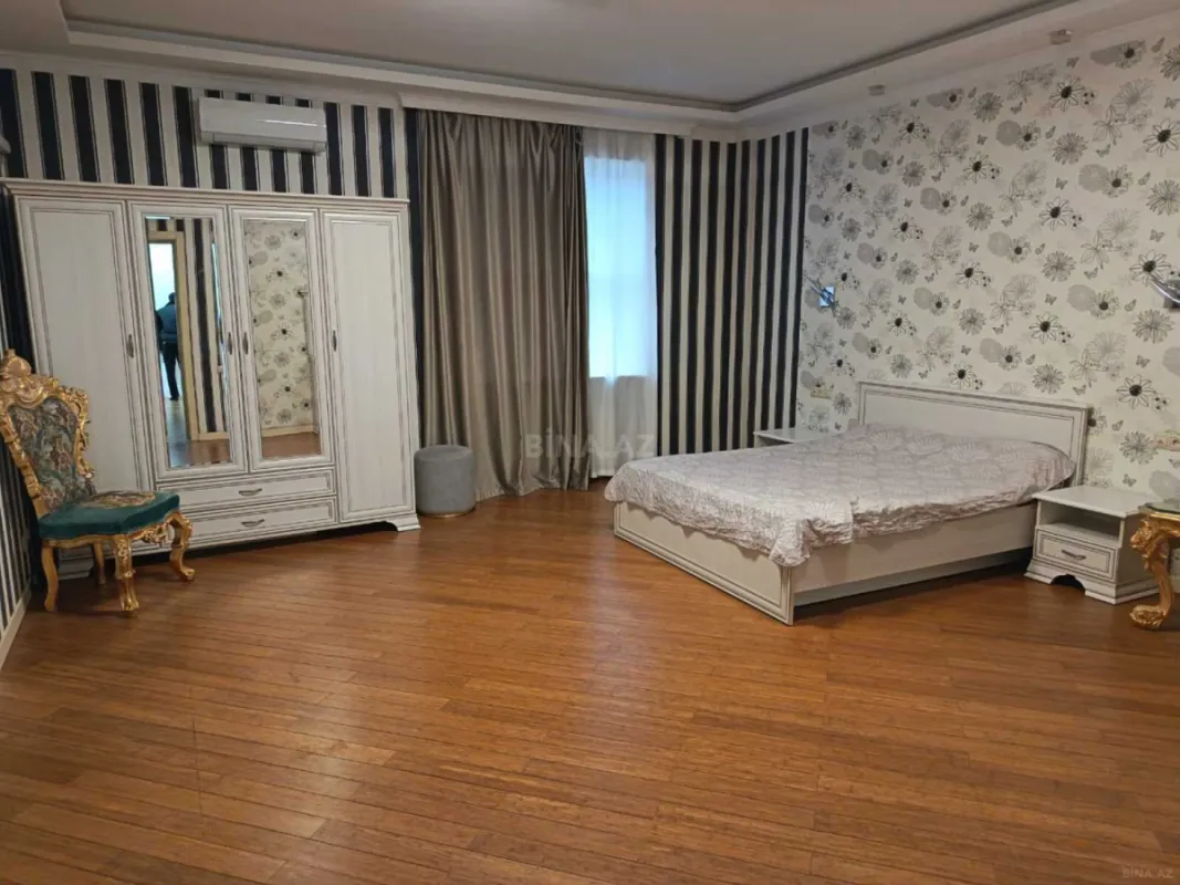 Kirayə verilir 3 otaqlı mənzil 135 m²