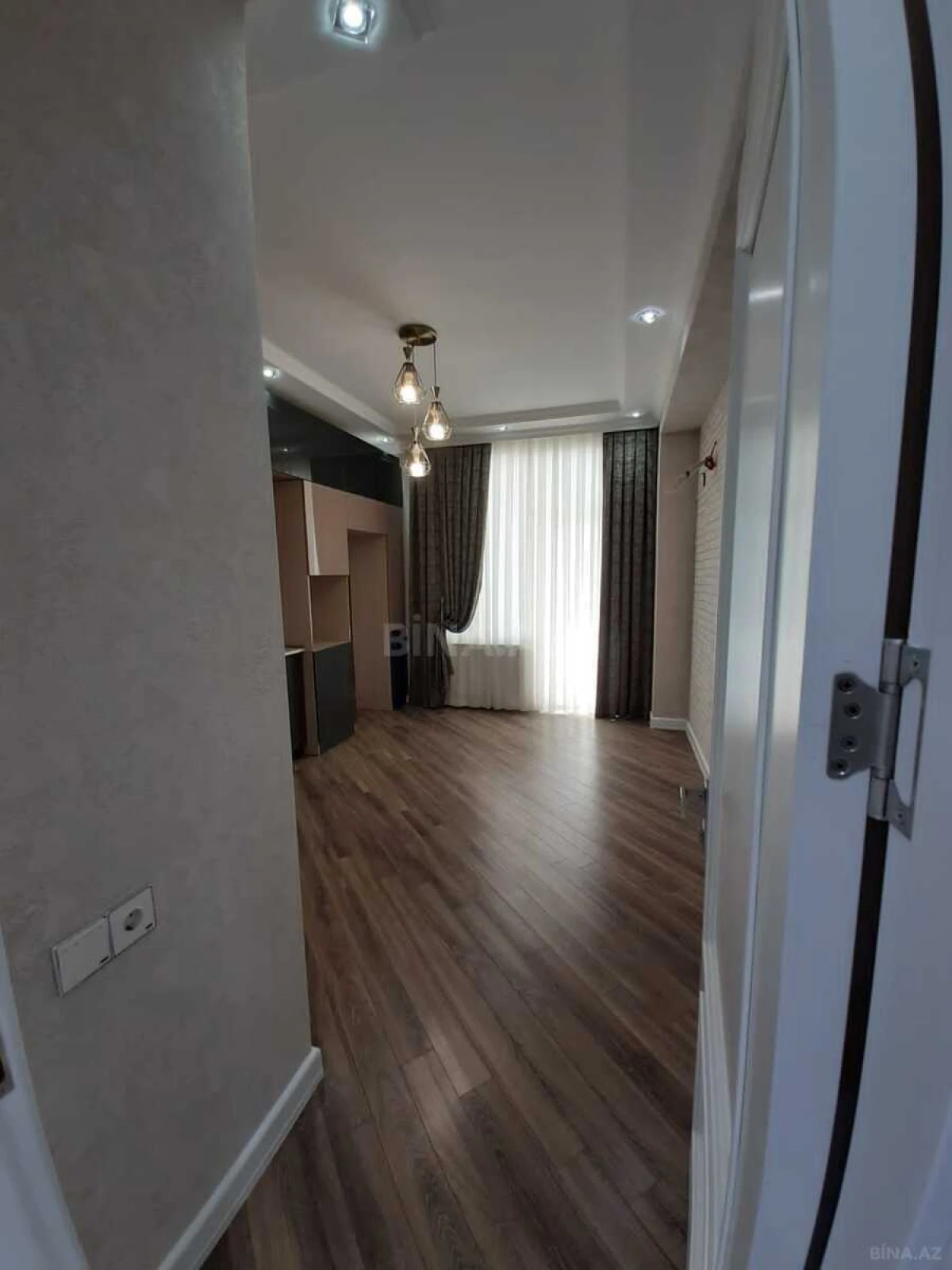 Satılır 3 otaqlı mənzil 90 m²