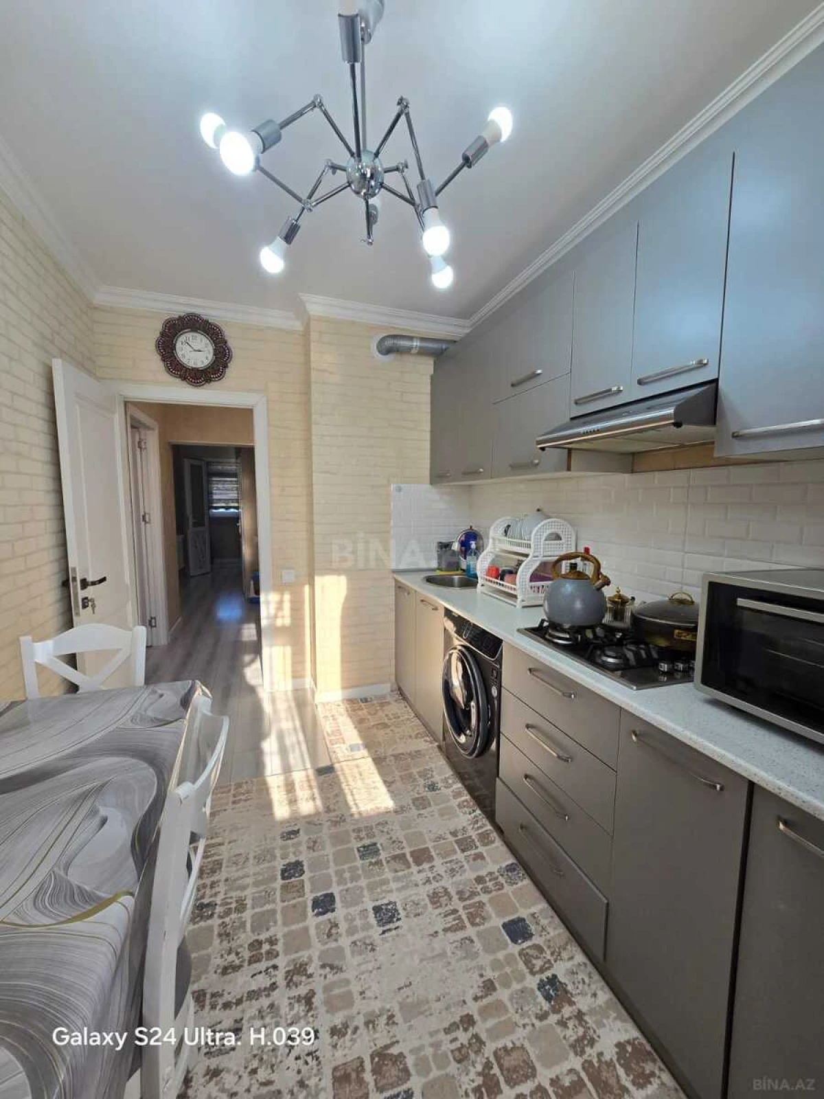 Satılır 4 otaqlı mənzil 88 m²