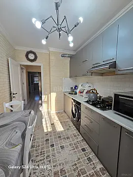 Satılır 4 otaqlı mənzil 88 m²