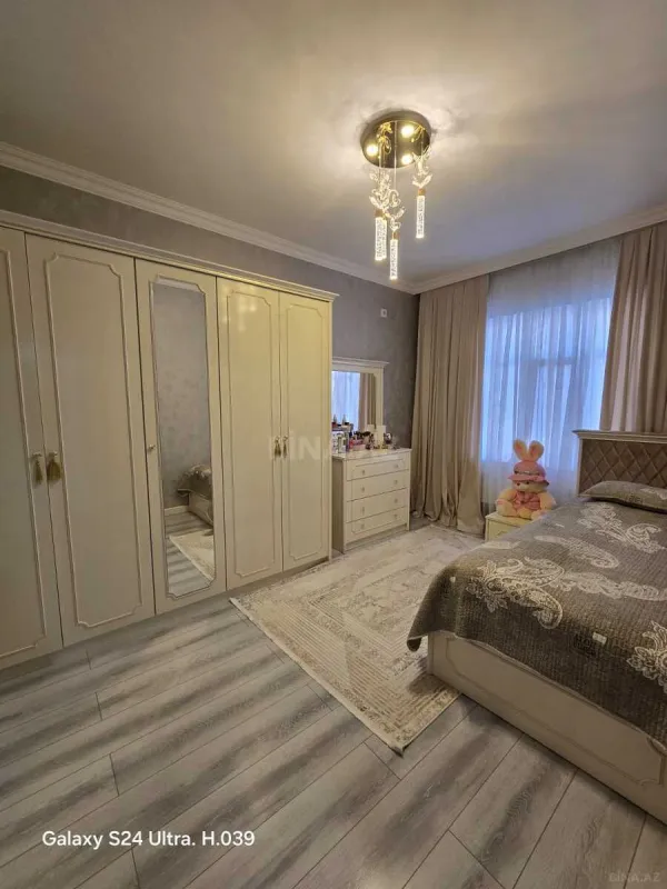 Satılır 4 otaqlı mənzil 88 m²