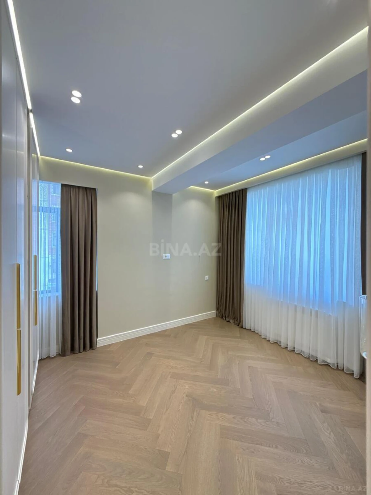 Satılır 3 otaqlı mənzil 85 m²