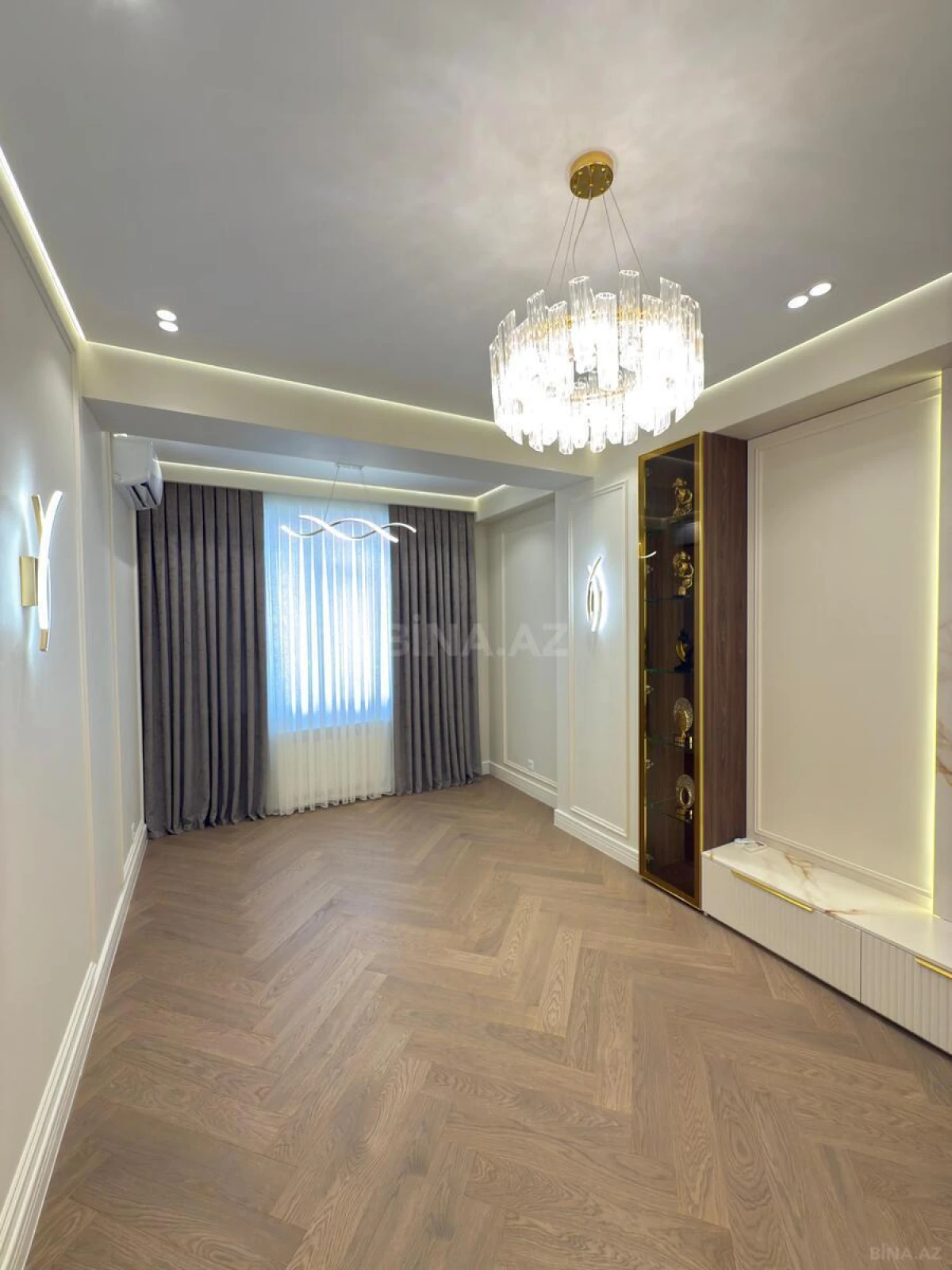 Satılır 3 otaqlı mənzil 85 m²