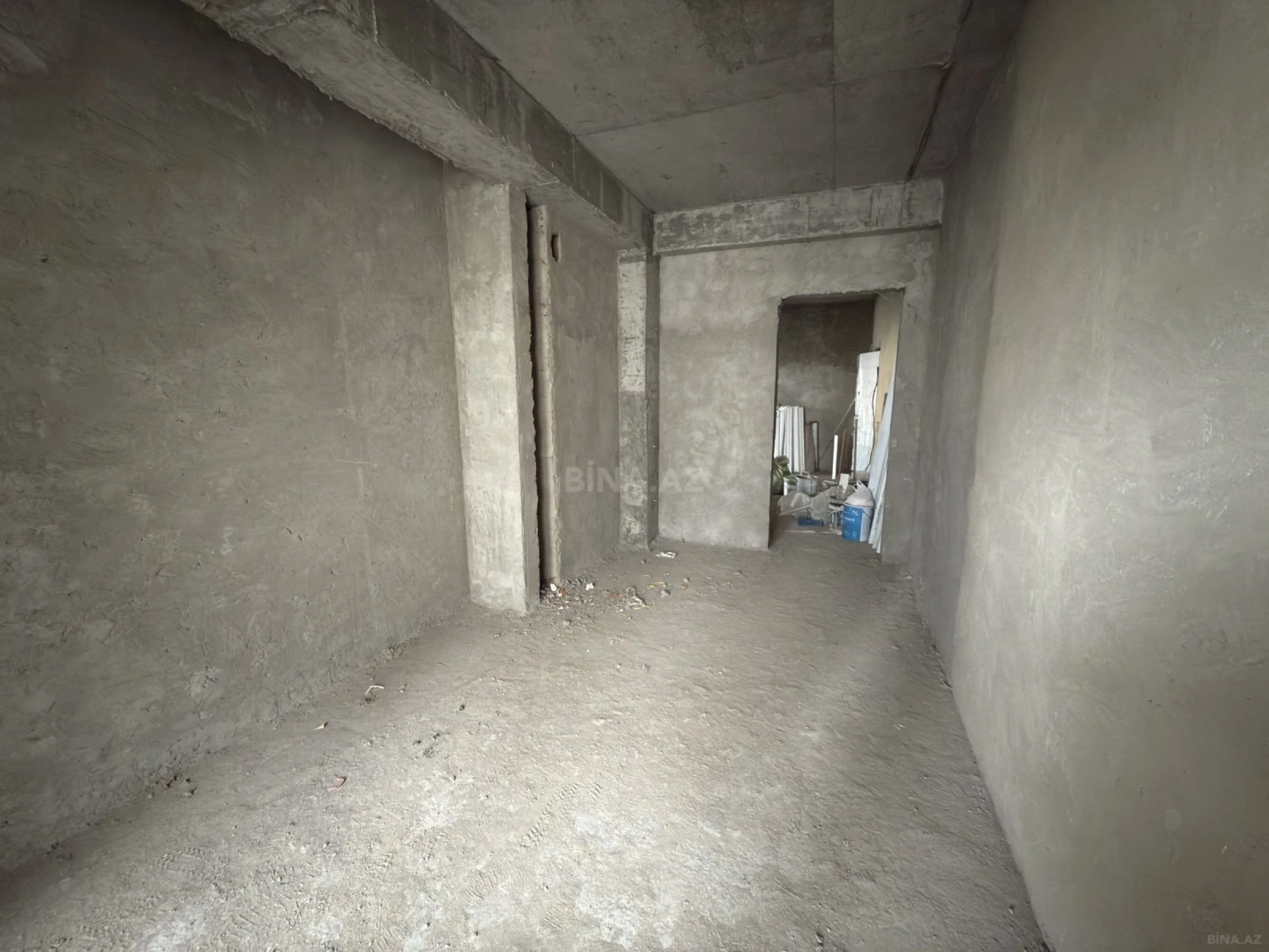 Satılır 3 otaqlı mənzil 220 m²